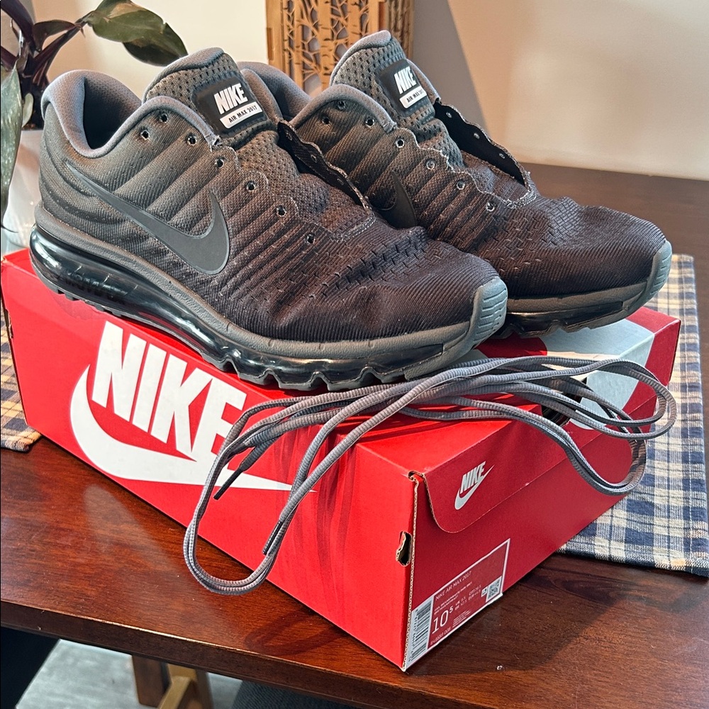 Nike Air Max 2017 - 10.5